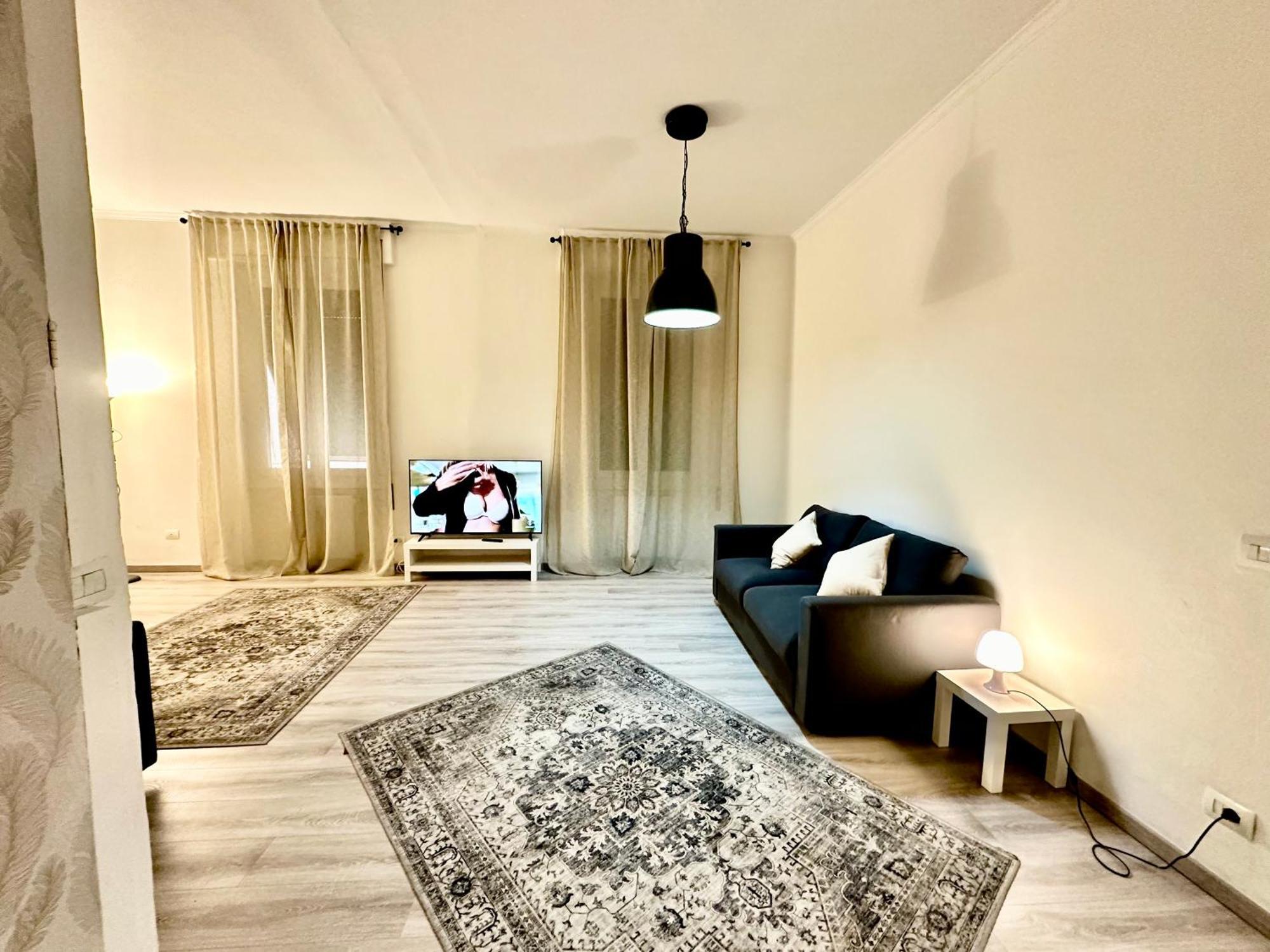 The Center Residence Генуа Екстериор снимка